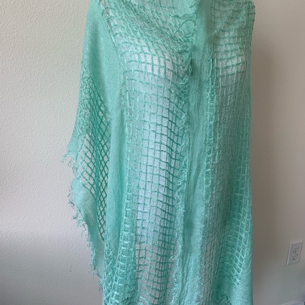 Scarf - Picture 2 of 6